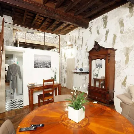 Elegante Nel Cuore Di *